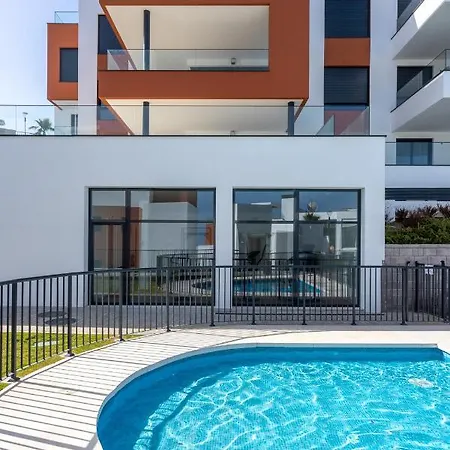 Stunning Flat In Middel Views El Higueron Gym&pool By Costarentals - Ref 130 フエンヒロラ